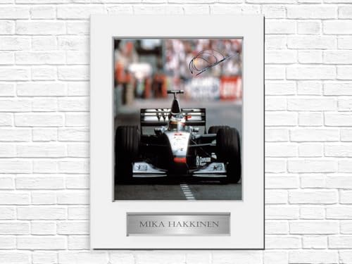 Photo dédicacée de Mika Hakkinen 1998 1999 Champion du Monde A4