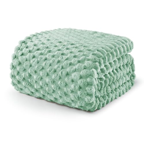 Image of Exclusivo Mezcla 3D Fleece King Size Blanket for Bed, Sage Green | Extra Soft Fuzzy Plush Lightweight Bed Blankets, Cozy Fluffy Decorative Blankets for All Seasons, 90x104 Inches