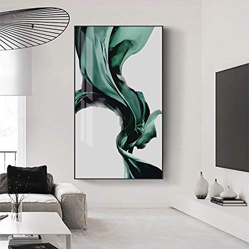 Peinture sur toile de soie verte pour raviver un mur blanc triste avec un grand format 50x100