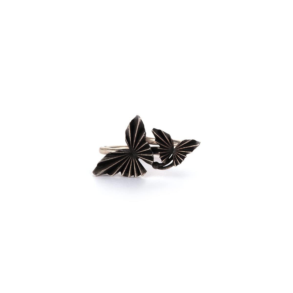 Shaya by CaratLane Oxidised Chasing My Impromptu Opportunities Ring in 925 Silver (B09XF8SJBN) Amazon Price History, Amazon Price Tracker