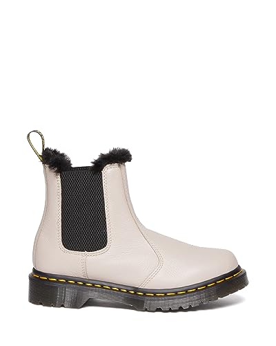 Image of Dr. Martens Unisex 2976 Chelsea Boot