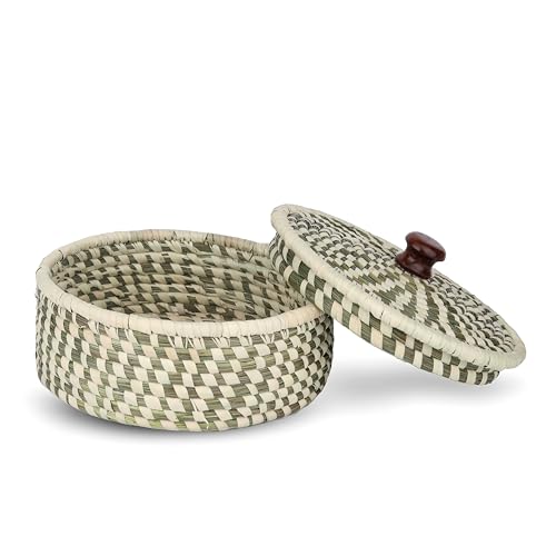 Image of Handmade Sabai Grass Box for Roti /chapati /Dry Fruits |Organiser, Storage Box | Container for Serving on Dining Table| Kitchen Decor Cum Utility| Size : 21L x 21W x 8H CM (Green)