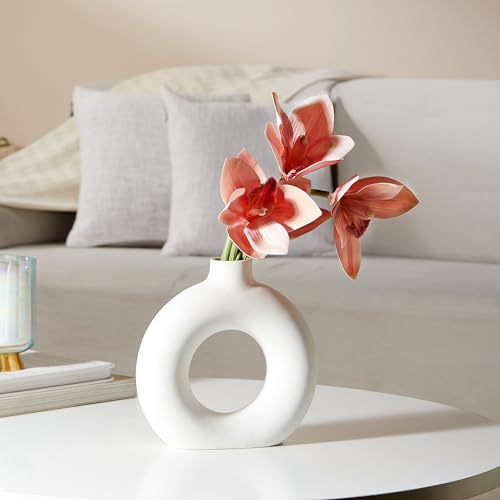 amazon basics Artisan Crafted Ceramic Donut Shaped Vase for Unique Home Decor Accent - Pack of 1, White - Image 5
