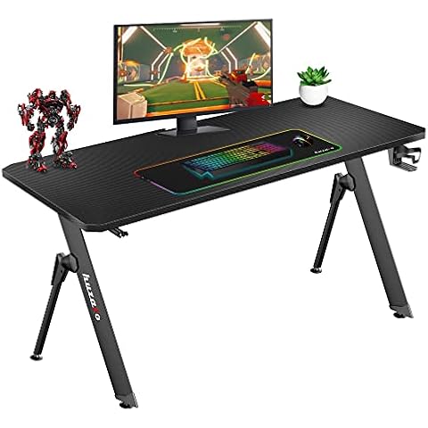 huzaro Hero 2 8 Gaming Table Desk Computer Desk 140 x 60 cm Carbon Coating Aluminium Frame Headphone Hooks Cable Clips Cup Holder Adjustable Feet Black Cover