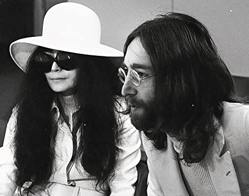 Photographie John Lennon et Yoko Ono 20,3 x 25,4 cm | Portrait brillant 1969 | The Beatles | Bande Ono en plastique… - Les Beatles, Paul McCartney, John Lennon, RIngo Starr, George Harrison Photographie John Lennon et Yoko Ono 20,3 x 25,4 cm | Portrait brillant 1969 | The Beatles | Bande Ono en plastique…