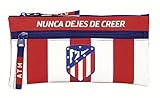 Tirador en el cursor para facilitar su apertura. Costuras reforzadas.