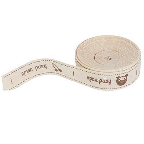 nastro di cotoneDisegni creativi di nastri: questo nastro fatto a mano in cotone naturale offre un tocco unico per tutte le tue esigenze di regalo. Con una larghezza di 1,5 cm e una lunghezza di 5 metri, è perfetto per matrimoni, anniversari, baby shower o feste di compleanno. Crea splendide decorazioni che si distinguono con questo delizioso nastro. Applicazione versatile: questo nastro non è per confezioni regalo! Usalo per decorare scatole di caramelle, confezionare scatole regalo o conf