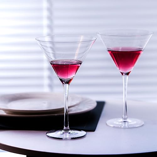 BACLIFE Handblown Crystal Martini Glasses Set of 4-9.5 oz Coupe Glass Set with Stem - Elegant Cocktail Glasses for Bar, Margarita, Cosmopolitan, Manhattan, Gimlet - Unique Gift for Mother’s Day