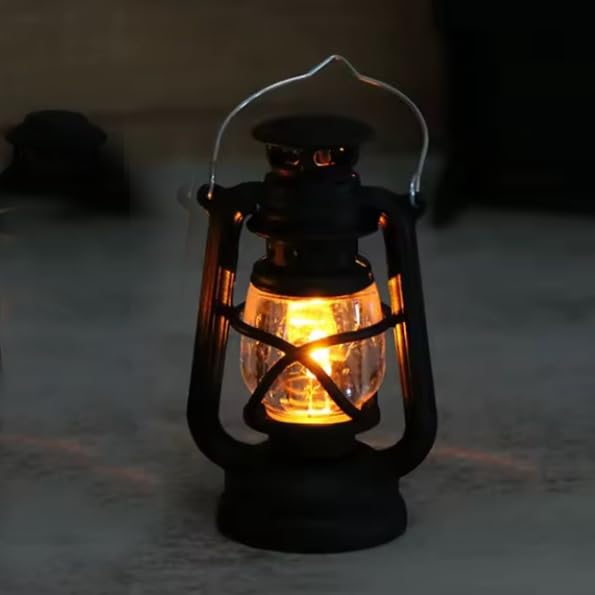 Morezmore M01112 1pc Miniature Hurricane Lantern Lamp LED Light Mini Prop