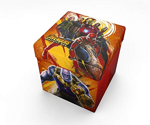 Made in Italy Star Marvel Avengers Art. Code- 54670, Pouffe-Contenitore con Cuscino Stampato, Dimensioni 32 x 32 cm