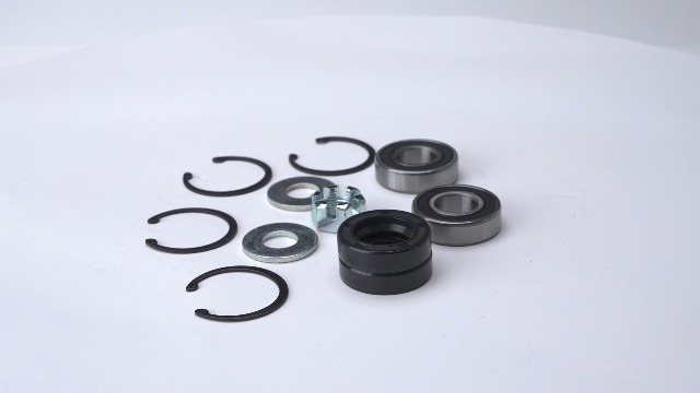Image of 10L0L Golf Cart Rear Axle Bearing & Seal for EZGO TXT RXV Marathon Medalist Electric Models 1978 Up, Bearing Shaft Kit Replace OEM# 611931, 620343, 15112G1, 15114G1, 70181G01, 230-889, 82705-78