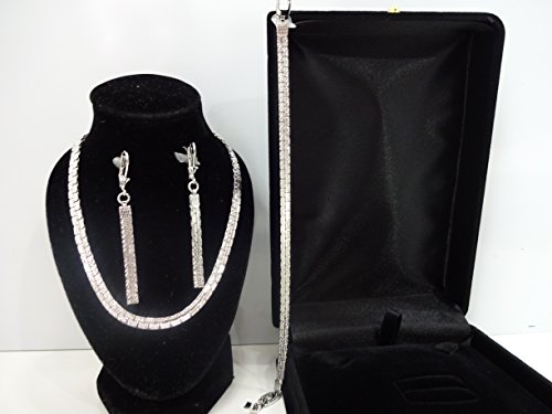 Glory Cosmetics Colgante de Cristal, Pendientes y Anillo Joyería Set de Regalo con Lipsy London Maquillaje Set