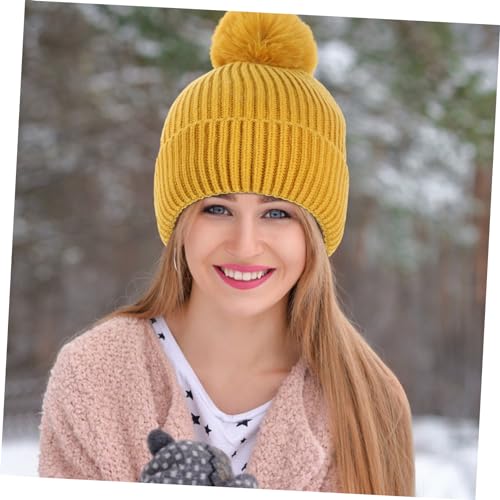 1set Women Costume Touchscreen Gloves Hat Scarf Set Warm Soft Accessories for Shopping Riding and Outdoor Activities3