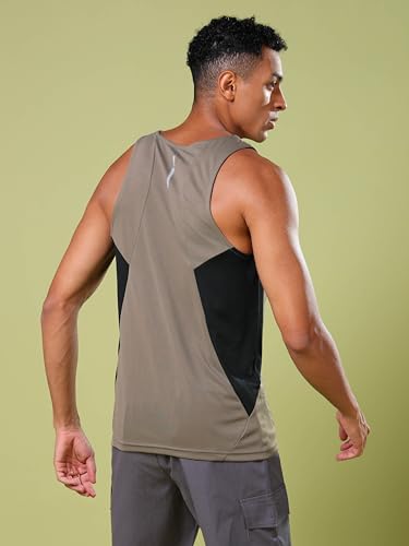 Image of TECHNOSPORT Men's Polyester Solid Slim Fit T-Shirt