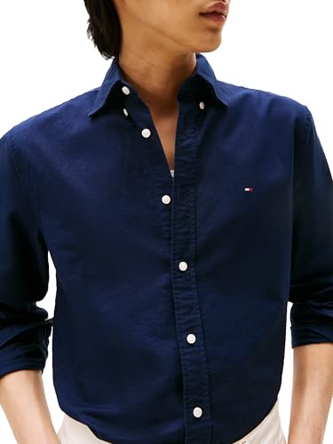 Image of Tommy Hilfiger Men's Long Sleeve Oxford Shirts in Regular Fit, Men's Button Down Shirts, Also Available in Big and Tall