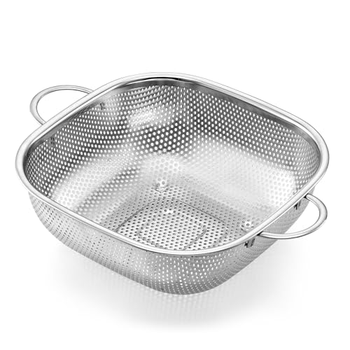 Herogo Stainless Steel Colander, 24 cm Square Metal Kitchen Colanders with Handle, Micro-Perforated Strainer for Draining Food Pasta Fruit Vegetable, Smooth Edge and Elevated Feet, Dishwasher Safe