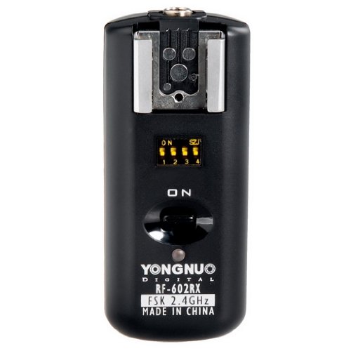 Yongnuo RF-602RX 2.4GHz Wireless Receiver Flash per Nikon SB-900, SB-800, Canon 580EX II, Pentax AF-540 FGZ, Olympus FL-50, Yongnuo YN460, YN468, YN560 e cosi via