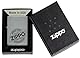 Zippo Sturmfeuerzeug - Since 1932 Logo, Flat Grey, Color Image - Nachfüllbar - Wiederverwendbar - Windfestes Design - Geschenkbox - Made in USA