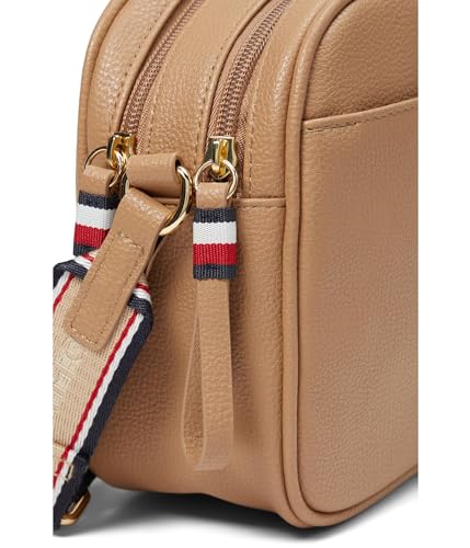 Tommy Hilfiger Cynthia Ii Camera Crossbody4