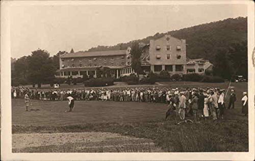 The Putting Green and Buckwood Inn Shawnee on Delaware, Pennsylvania PA Original Antique Postcard