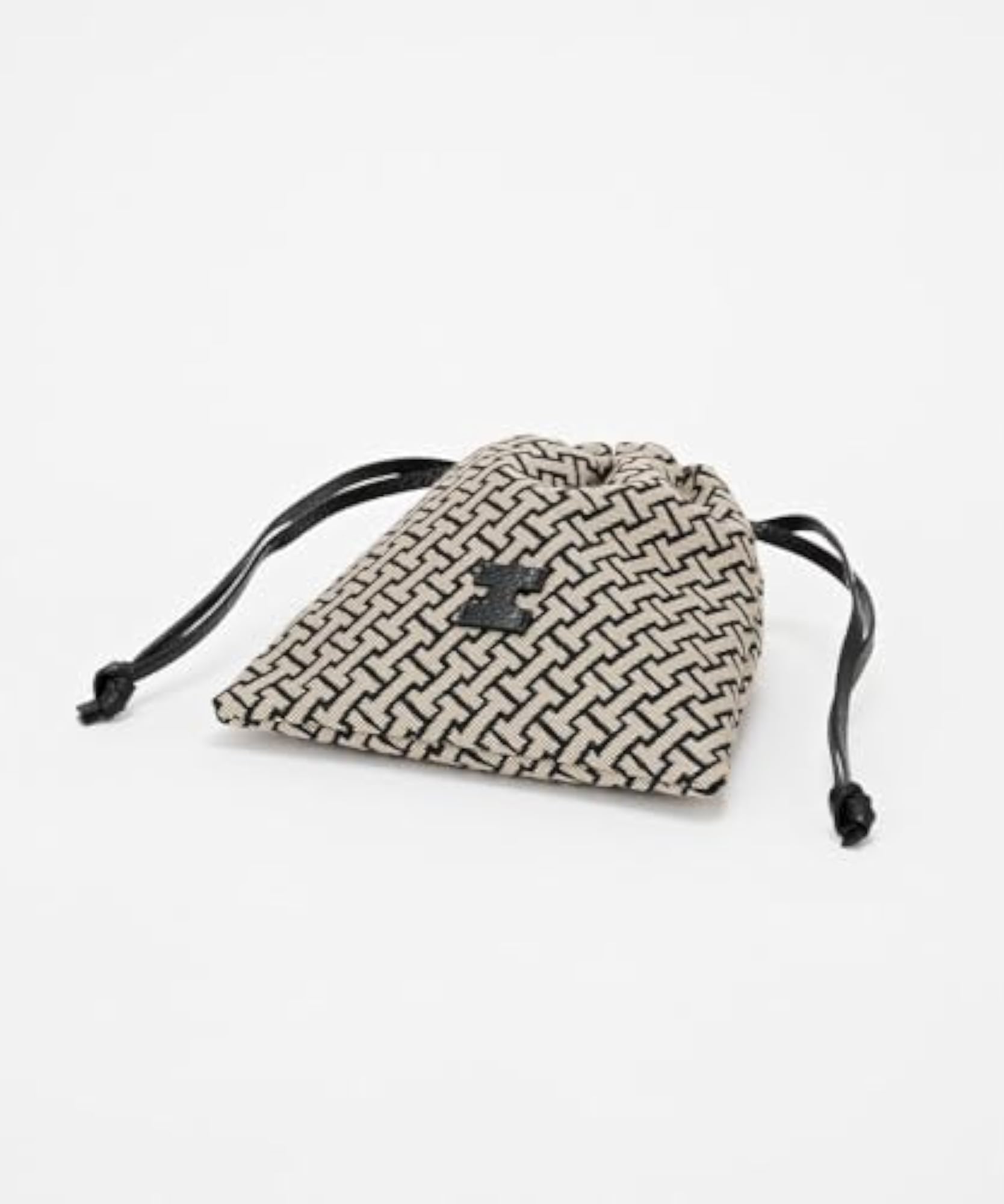 Monogramma Pouch, Stylish Accessory Case