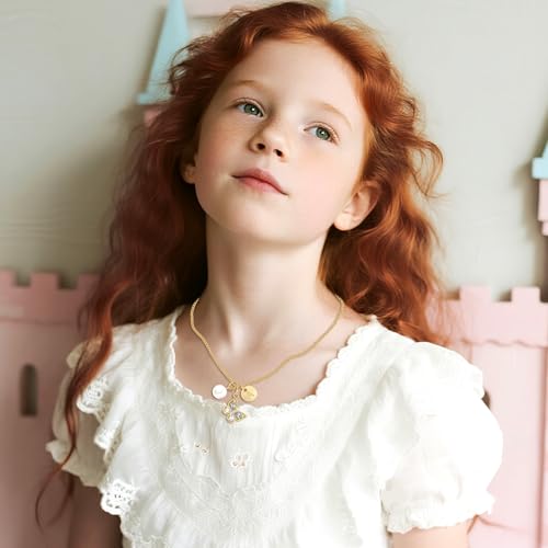 Butterfly Pearl Initial Necklace for Girls,14K Gold Plated Letter Butterfly Pendant Dainty Jewelry Birthday Christmas Gifts for Girls Daughter Best Friend3