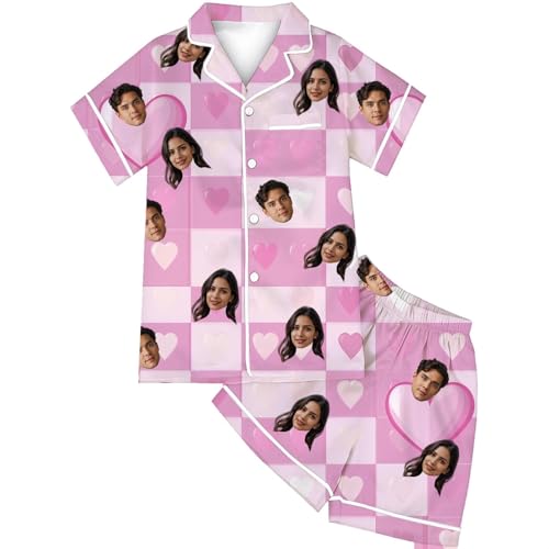 Pyjama en satin de soie imprimé pour vos moments de détente estivale en t-shirt et short