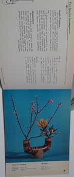 Paperback Ikebana Of Sofu. Nageire Style. Ikebana Card Book