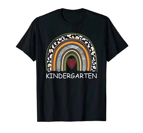 Leopard Rainbow Kindergarten Teacher First Day of School Camiseta