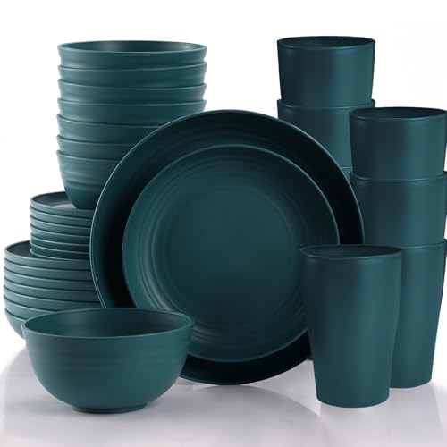 Green Unbreakable Plates and Bowls Sets Microwave and Dishwasher Safe,Dark Green Dinnerware Sets for 8,Christmas Reusable Plastic Dishes Set Lightweight for Kids Elderly Kitchen Adults Camping Outdoor