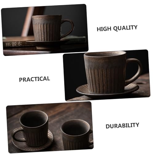 Tasse à café en céramique rétro à large base avec soucoupe