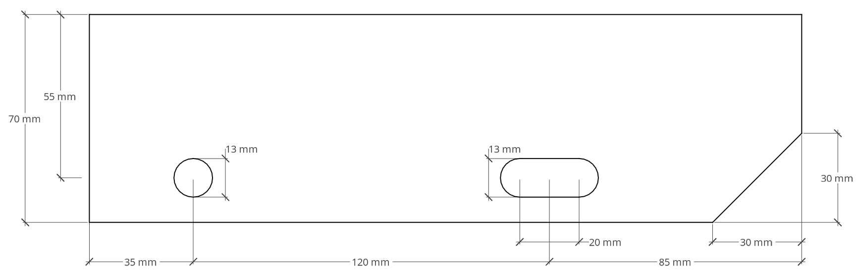 Stopnie kratki ocynkowanej i białej, malowane proszkowo, 1000 x 240 mm, rozmiar oczek 30 mm zgodnie z normą DIN 24531, odporność na poślizg R11, odporna na warunki atmosferyczne