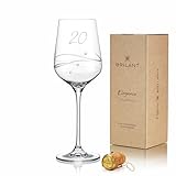 Design élégant : ces verres ont une gracieuse gravure en spirale qui s'enroule autour du bol et sont décorés de cristaux Swarovski qui scintillent à la lumière, un véritable symbole de sophistication pour chaque toast et célébration.