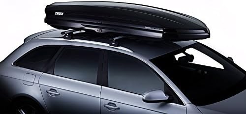 Thule Dynamic 900 Roof Box mounted on a car