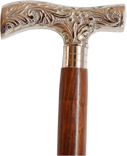 Canne en bois marron et argent pour sublimer vos promenades urbaines