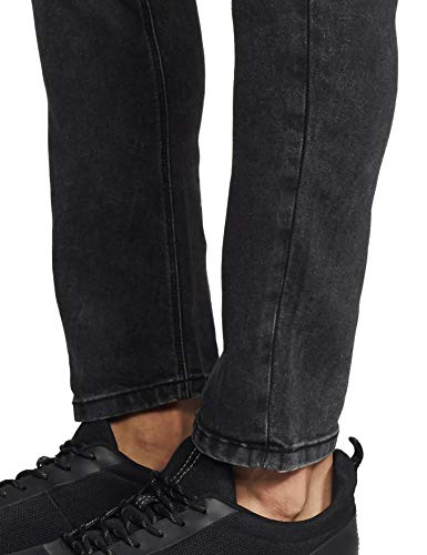 Image of United Colors of Benetton Men's Straight Fit Mid Rise Pants