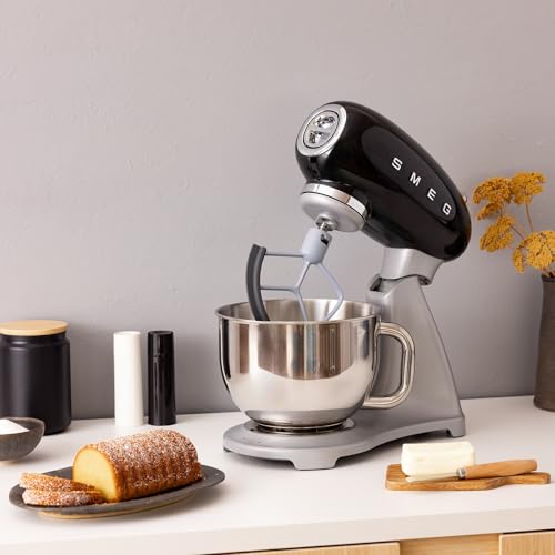 Image of SMEG SMF04 5-Qt Classico Stand Mixer with Smooth Start & SteadyMix, 600W Motor, 10 Speeds, Stainless Steel Bowl & Pour Shield - Retro 50's Style Planetary Mixer for Dough, Baking & Desserts-Black