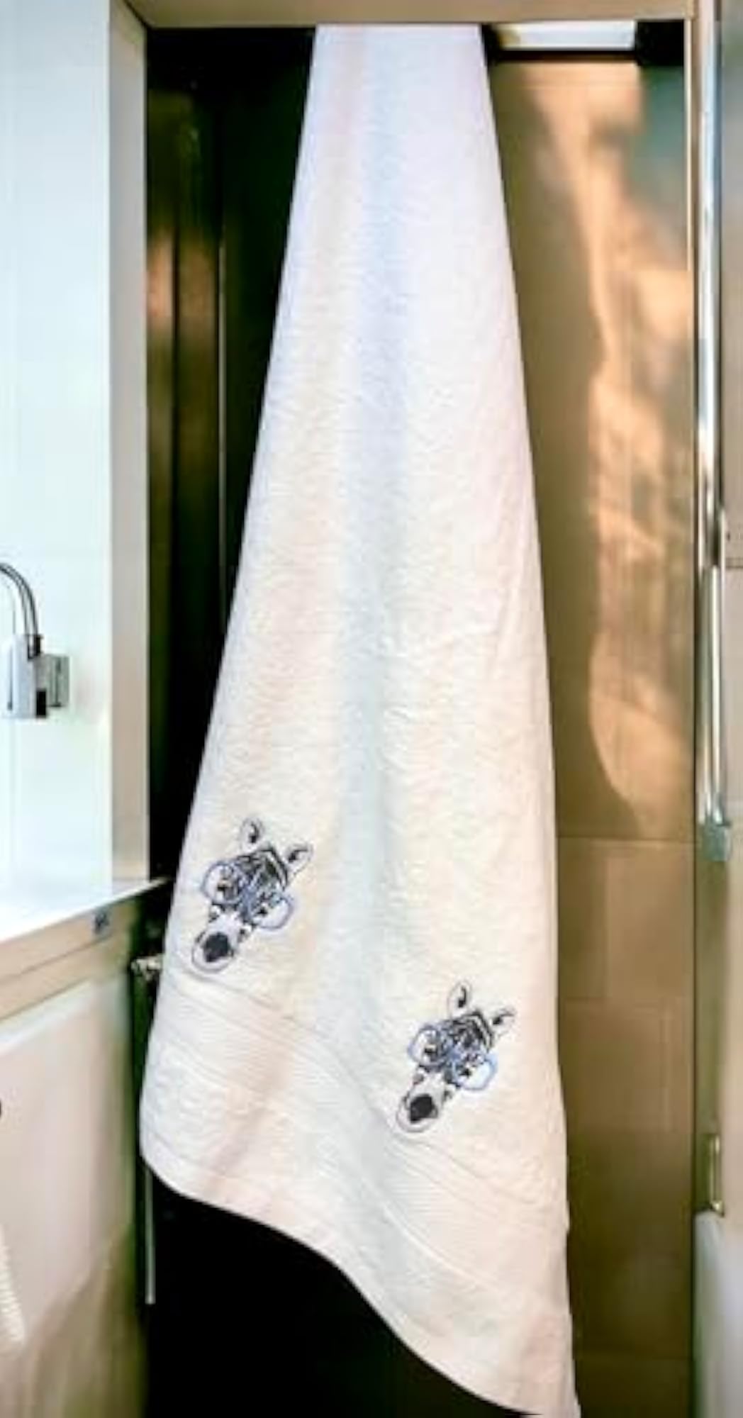 Bamboo Towel Set (3 Pieces), Luxury Soft Absorbent Towels
