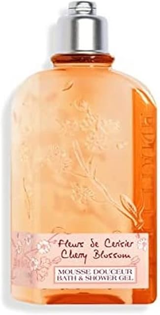 L'OCCITANE Cherry Blossom Bath & Shower Gel 250 ml, Luxury Body Wash, Softening and Moisturising, Delicate & Floral Scent