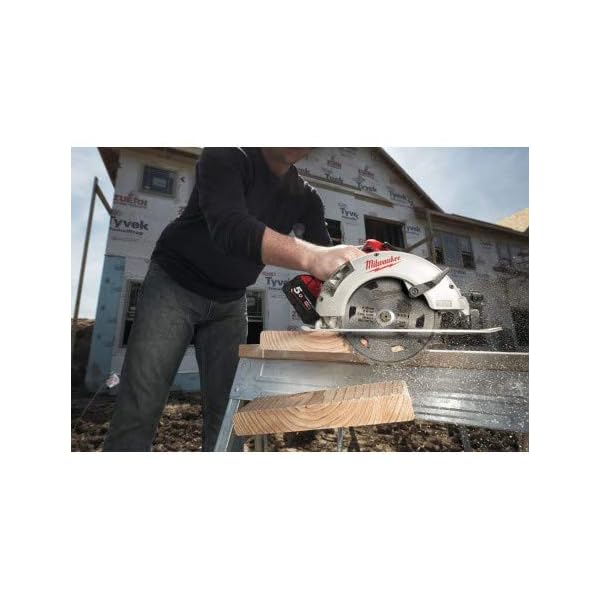 Sierra circular para madera M18 FUEL™ 66mm - M18FCSG66-121C – Bild 3