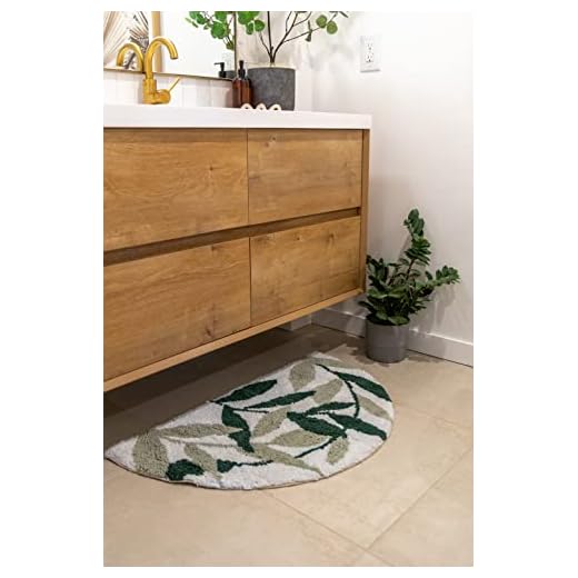 BIEN BEAU Half Circle Green Bath Rug – Green Leaves mat– Slip Resistant Semi Circle - Jungalow Green Bathroom – Leaf Bathroom Rug - Green Bathroom Decor -100% Cotton – 20” x 36” – Machine Washable