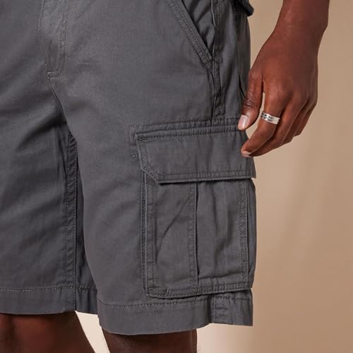 Image of Amazon Essentials Men's 10 inch Classic-Fit Cotton Cargo Shorts with Pockets, Zip Fly, Button Waist (Available in Big & Tall)