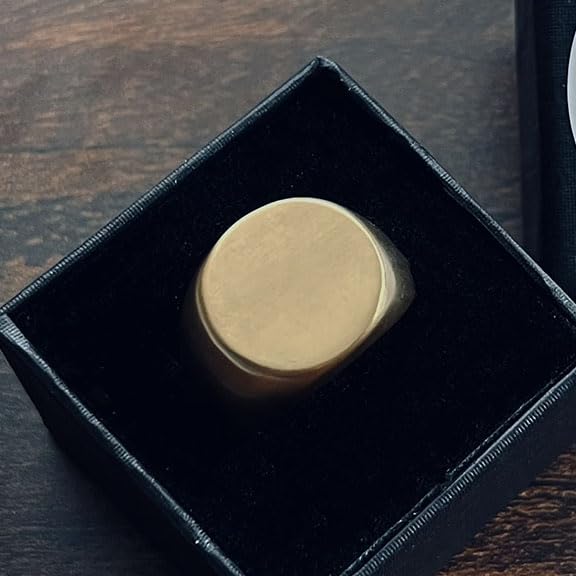 Miniatura 7 de Mens 10mm Gold Stainless Steel Signet Ring in Matte Brushed Finish - Minimalist Ring for Men with Engravable Oval Top (9)