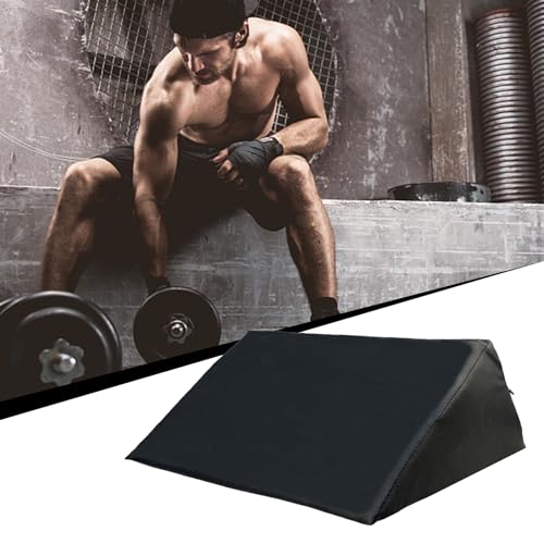 Biceps et poitrine protégés durant le curl avec ce coussinet de musculation