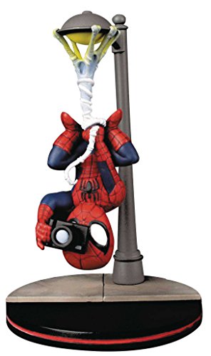 Quantum Mechanix Spider-Man Spider Cam Q-Fig Diorama, Multi-Colored, 5