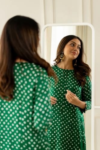 Image of LookMark Women Cotton Blend Bandhej Printed Bandhani Kurta Palazzo Set With Sequence Lace