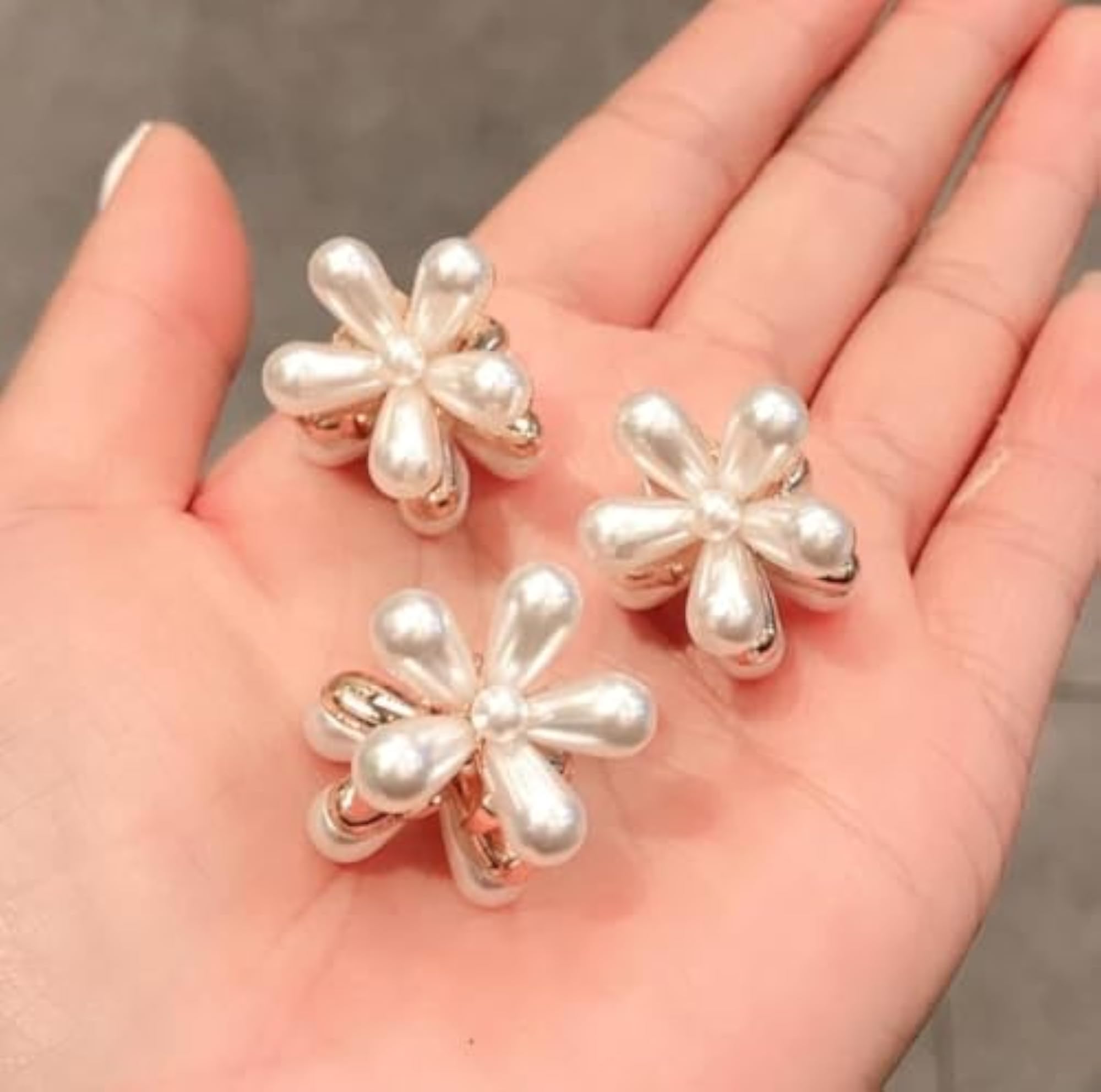 Flower Hair Clip Pack of 6, Charming Accessories