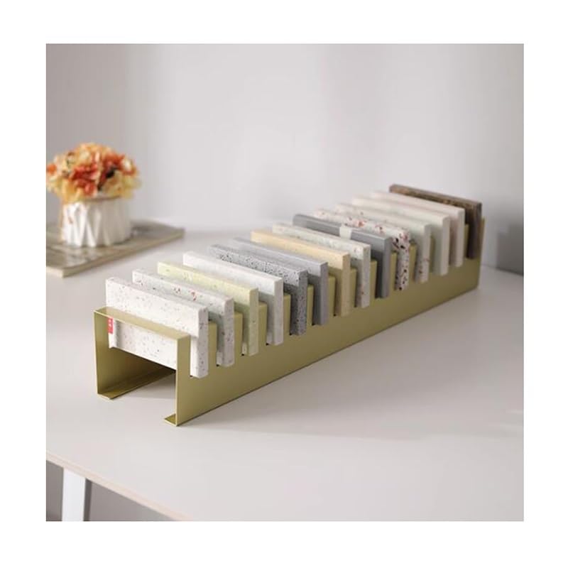 Carreaux de céramique mal rangés ? Organisez-les avec ce présentoir de bureau doré 60cm