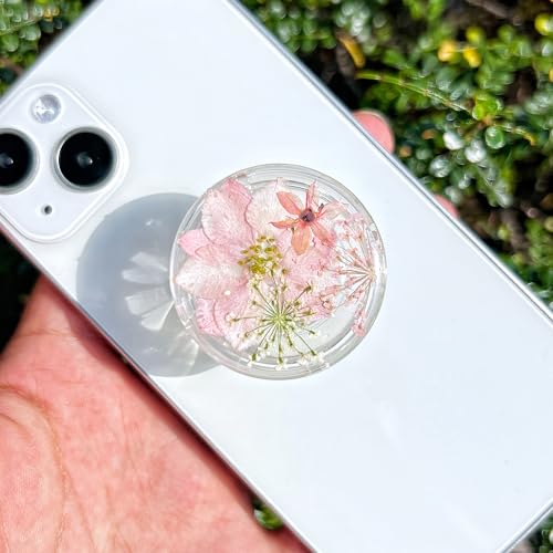 Petite Pressed Pink Flowers Phone Grip Handmade Dried Flowers Clear Phone Stand Expanding Cell Phone Charms Accessory Interchangeable Kickstand Collapsible Handle Grip Holder for Kindle