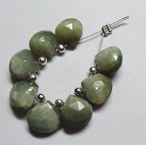 Perles en oeil de chat naturel LKBEADS en coeur pour offrir un bijou fait main unique